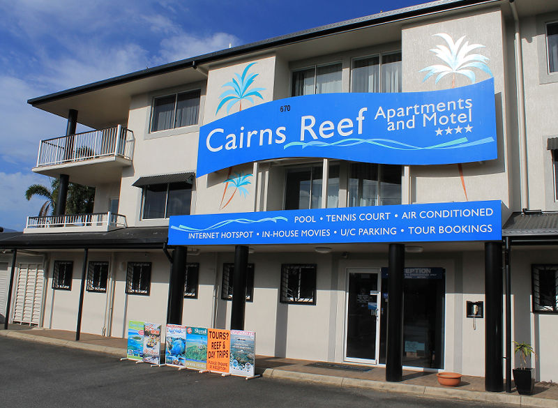 Cairns Reef Apartments & Motel